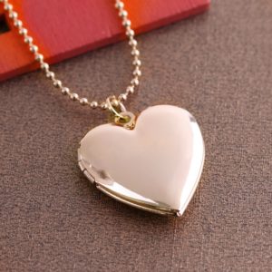 Heart-shaped Silver Necklace